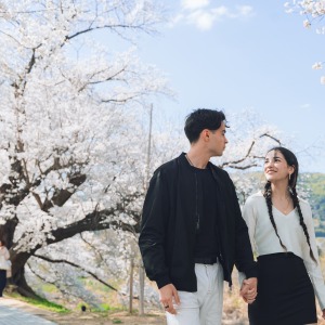 Kyoto couple photoshoot spring